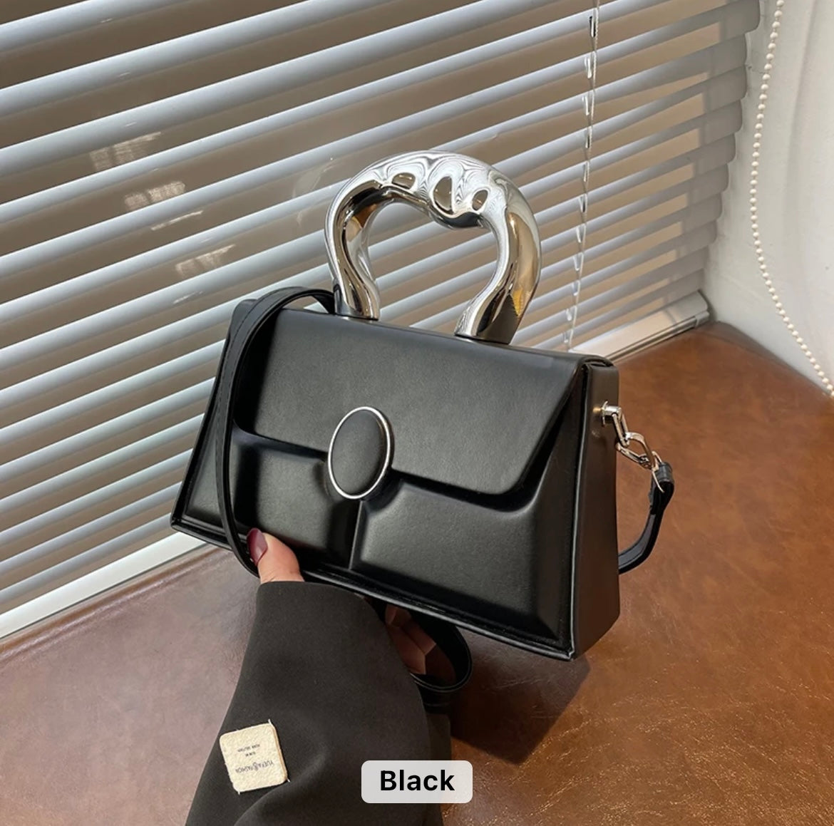 Urban Chic handbag with adjustable sling belt