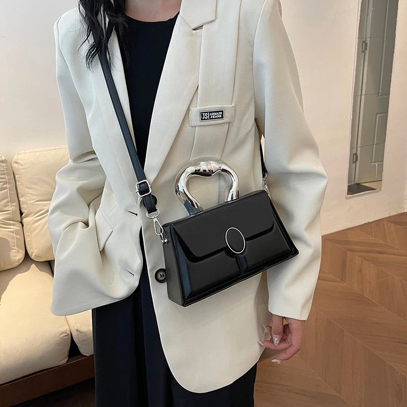 Urban Chic handbag with adjustable sling belt